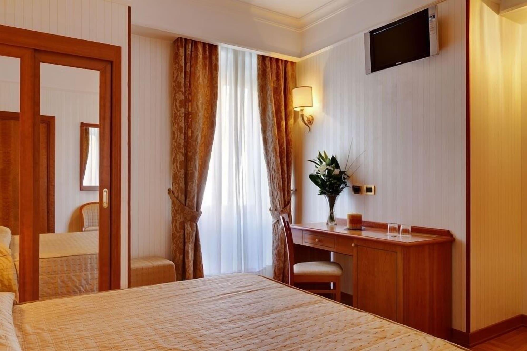 Residenza Romacentro Hotel Екстериор снимка