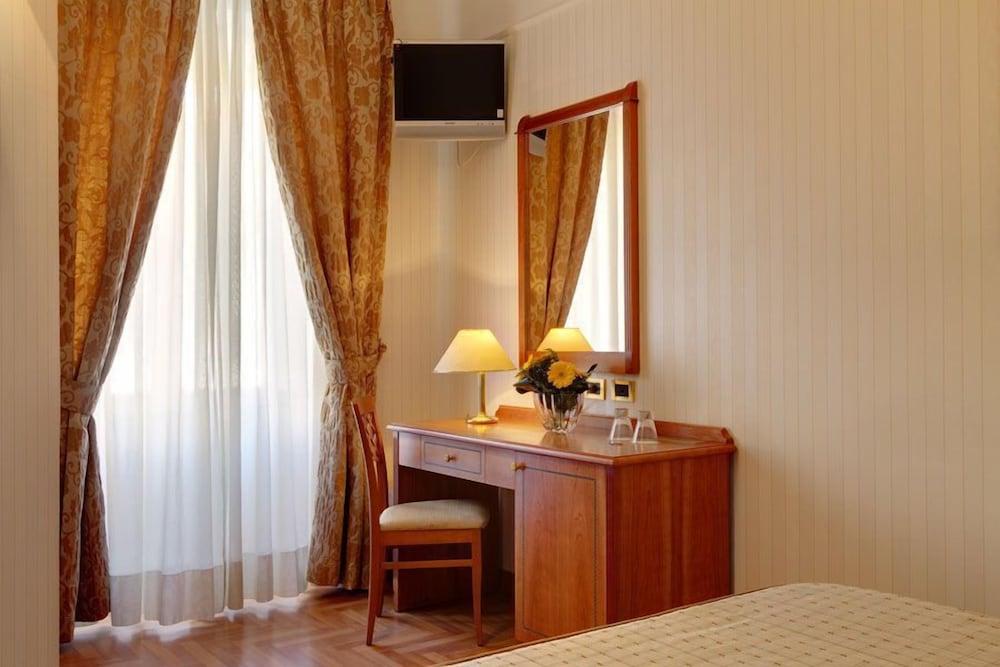 Residenza Romacentro Hotel Екстериор снимка