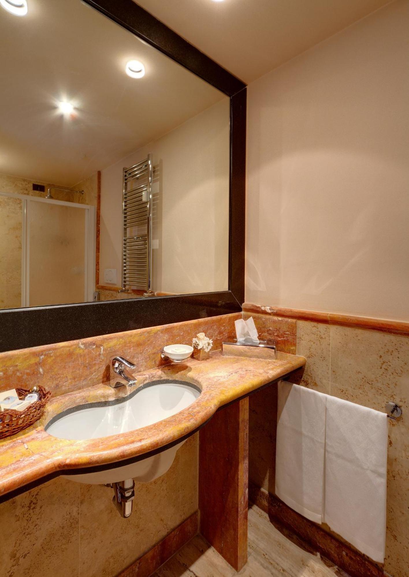 Residenza Romacentro Hotel Стая снимка