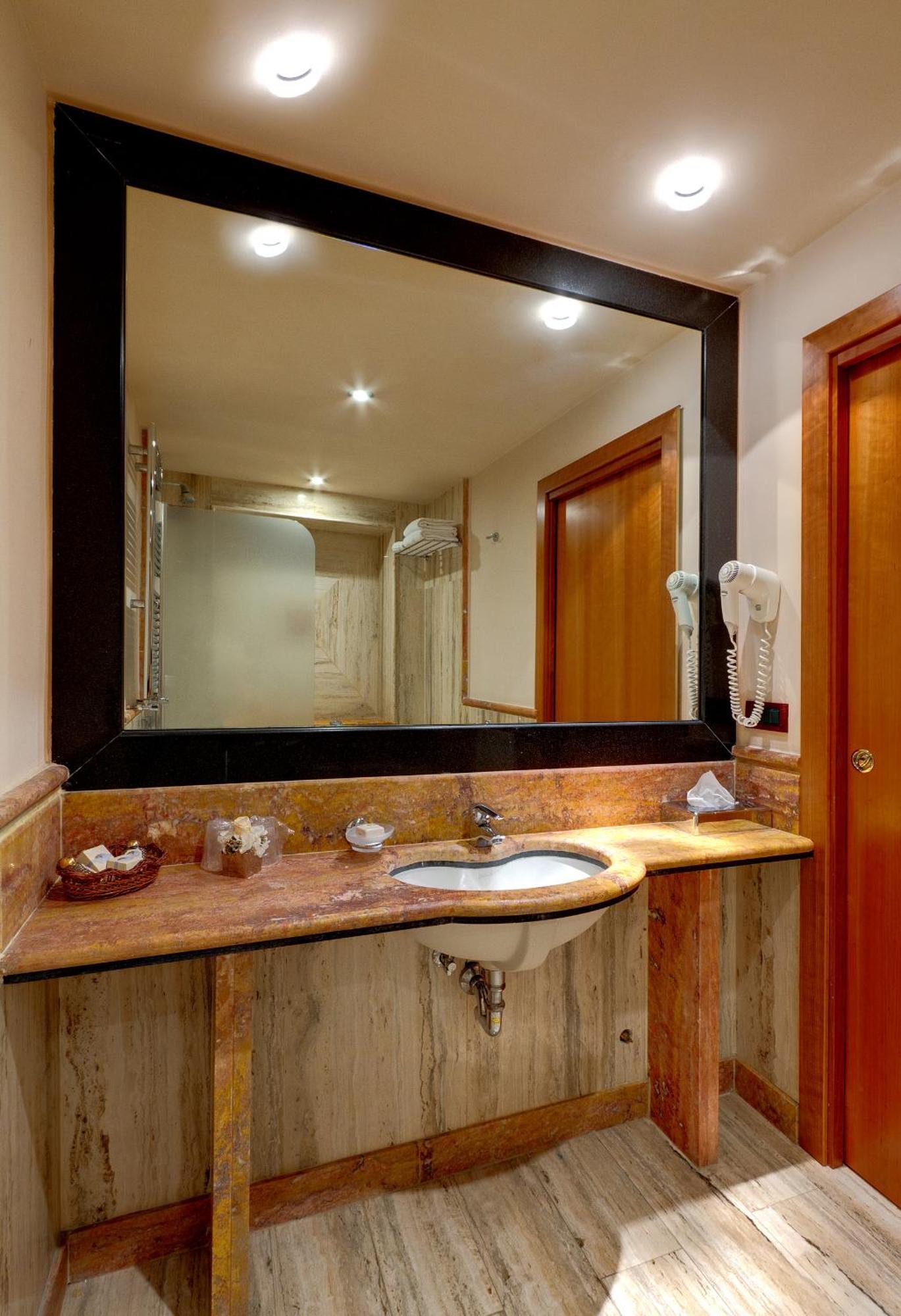 Residenza Romacentro Hotel Стая снимка